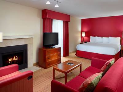 Hotel By Marriott Buckhead 3*
